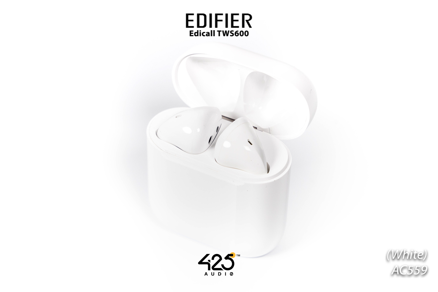 หูฟังไร้สาย true wireless ทรง earbud ไมค์โครโฟนคุยโทรศัพท์ พร้อมระบบตัดเสียงรบกวนคุณภาพสูง Elacoc Voxplus เสริมเสียงพูดด้วยเซนเซอร์ตรวจจับการพูด Bone conduction รองรับชุดคำสั่งเสียง LHDC ให้คุณภาพเสียงระดับ Hi-Res ไดร์เวอร์ไดนามิคขนาด 13 มม. เชื่อมต่อด้วย Bluetooth 5.0&nbsp; แบตเตอรี่สูงสุด 4+20 ชม. รวมสูงสุด 24 ชั่วโมง รองรับ Wireless Charging รองรับแอพพลิเคชัน Edifier Connect (iOS & Android)