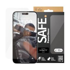 SAFE by PanzerGlass Ultra Wide Fit - ฟิล์มกระจกเต็มจอแบบใส iPhone 15 Plus